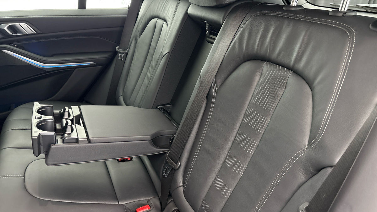 BMW X5 Image 9