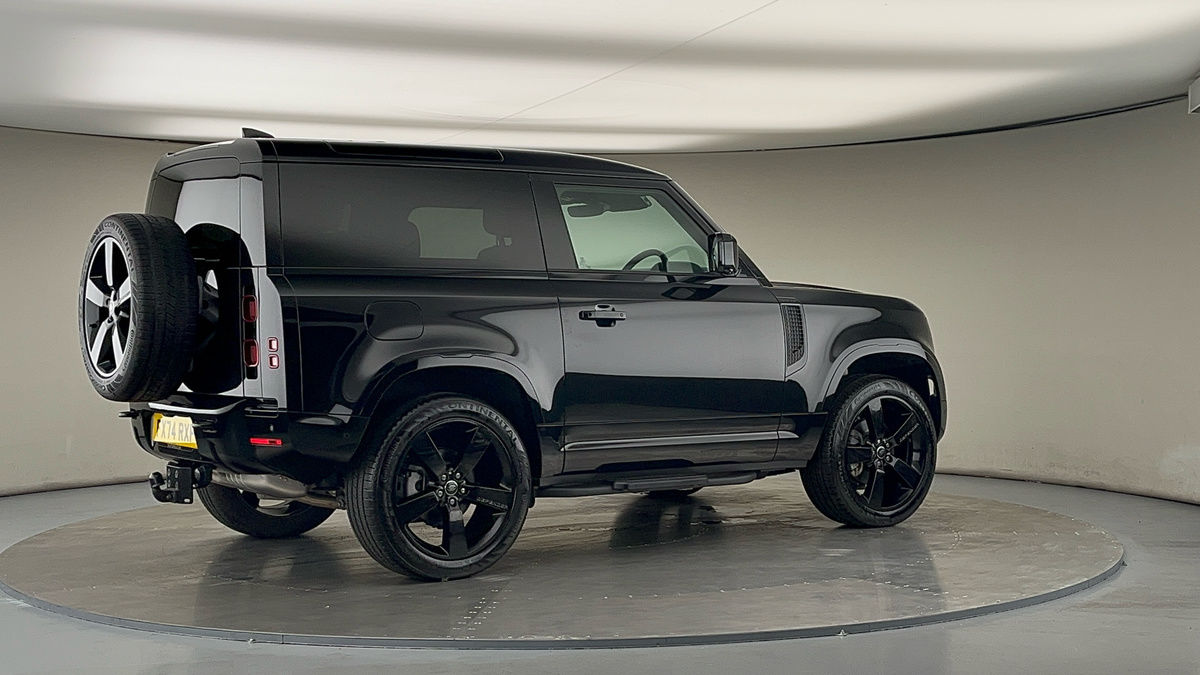 More views of Land Rover Defender 90