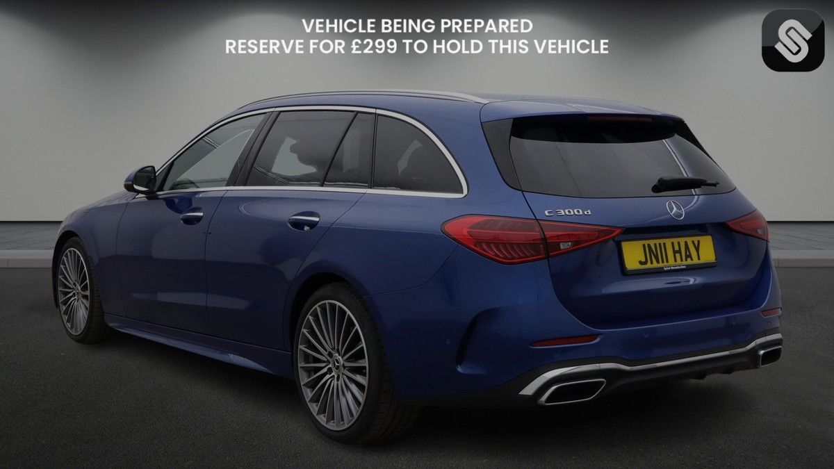 Mercedes-Benz C Class Image 3