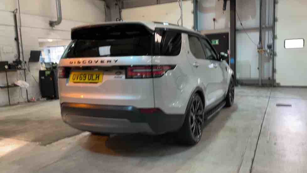 More views of Land Rover Discovery