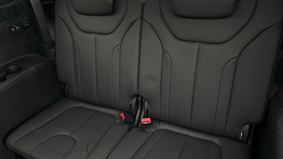 Hyundai Santa Fe Image 25