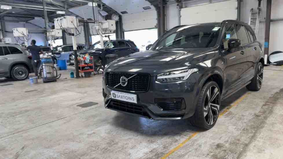 More views of Volvo XC90