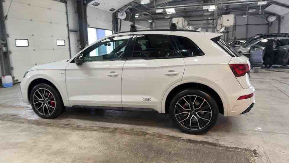 More views of Audi Q5