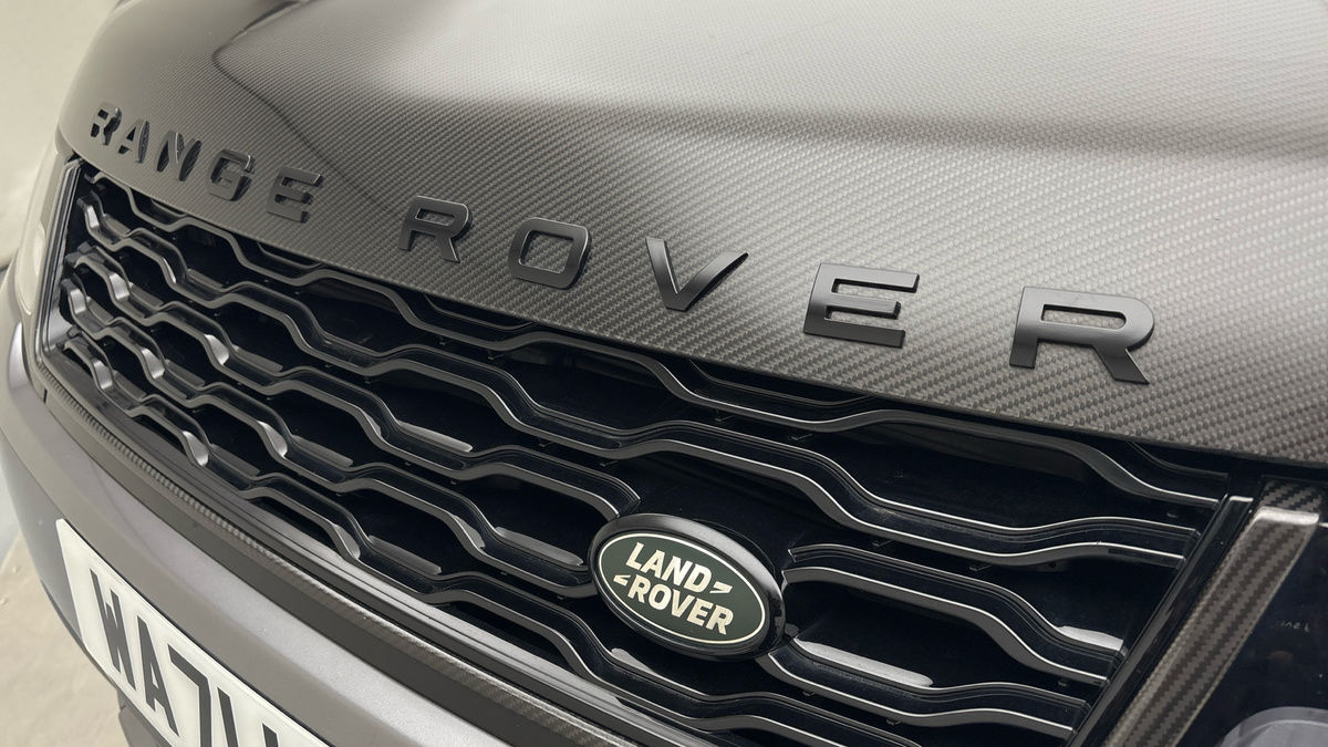 Land Rover Range Rover Sport Image 24