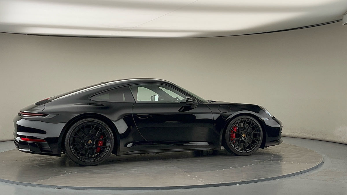 More views of Porsche 911