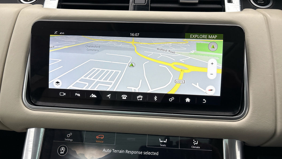 Land Rover Range Rover Sport Image 23