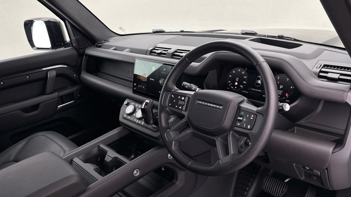 Land Rover Defender 110 Urban Image 5