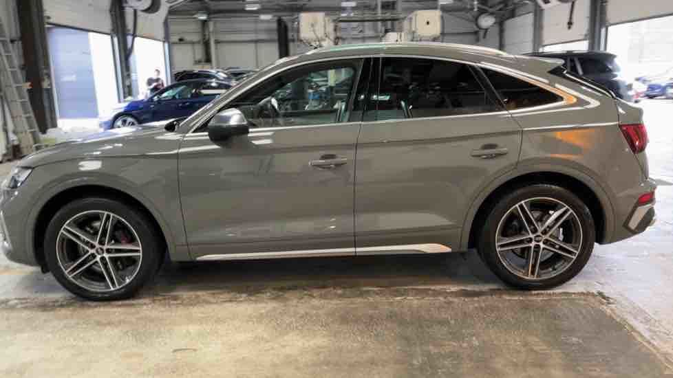 More views of Audi SQ5