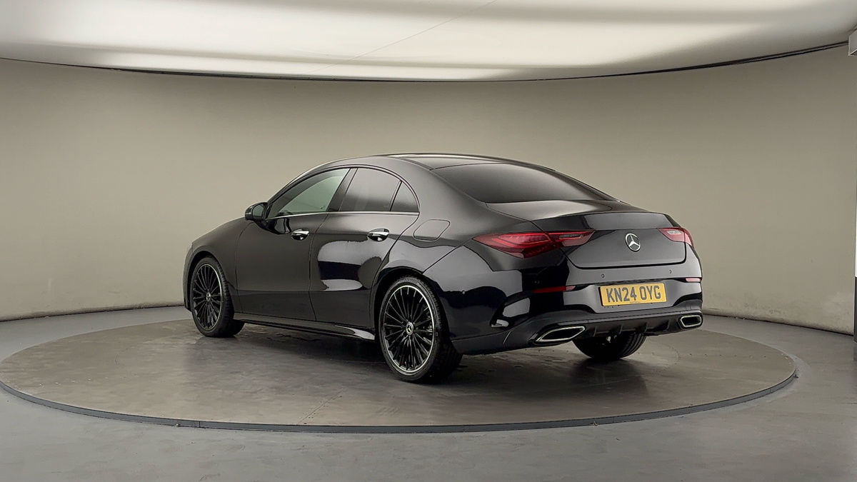 Mercedes-Benz CLA Image 2