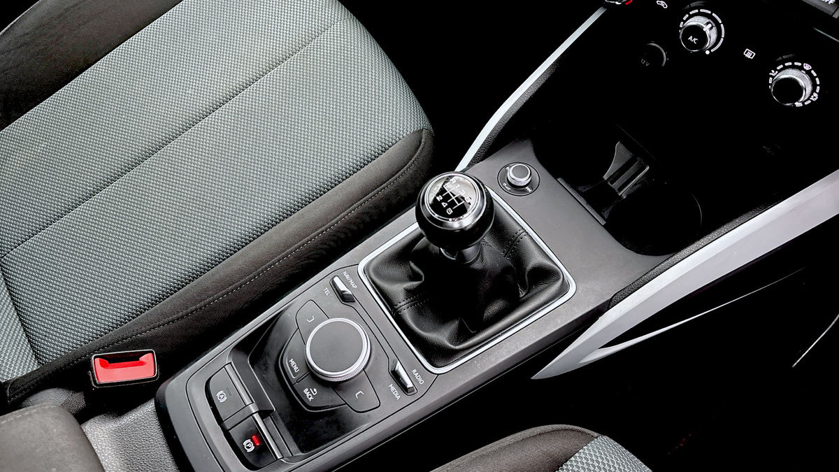Audi Q2 Image 6