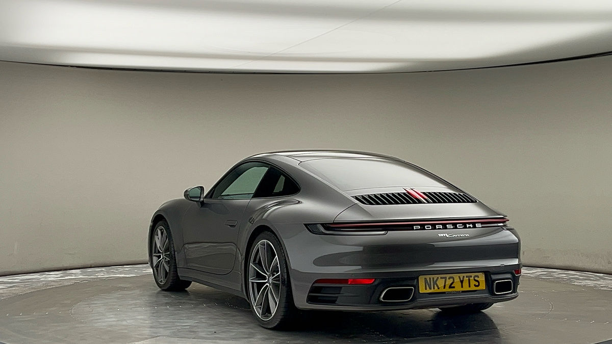 More views of Porsche 911