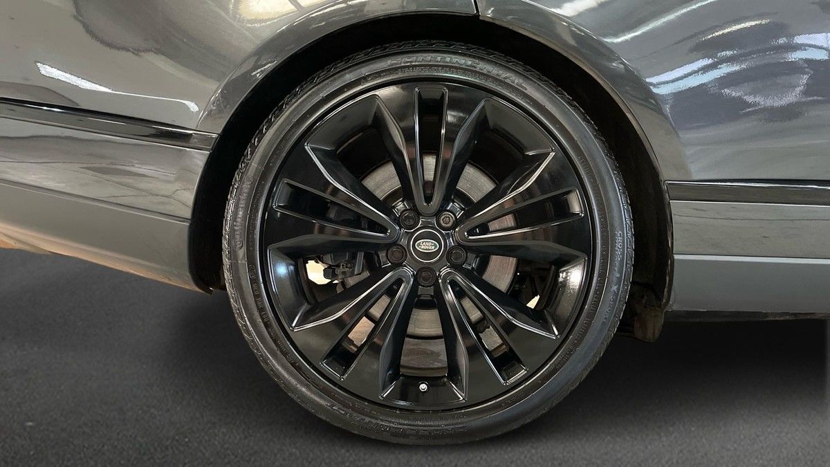 Land Rover Range Rover Image 10
