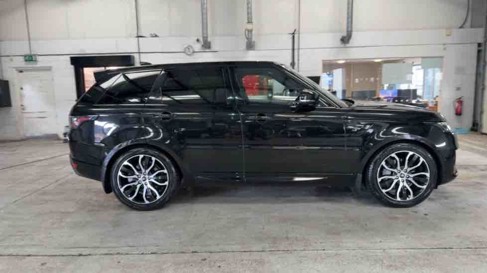 More views of Land Rover Range Rover Sport