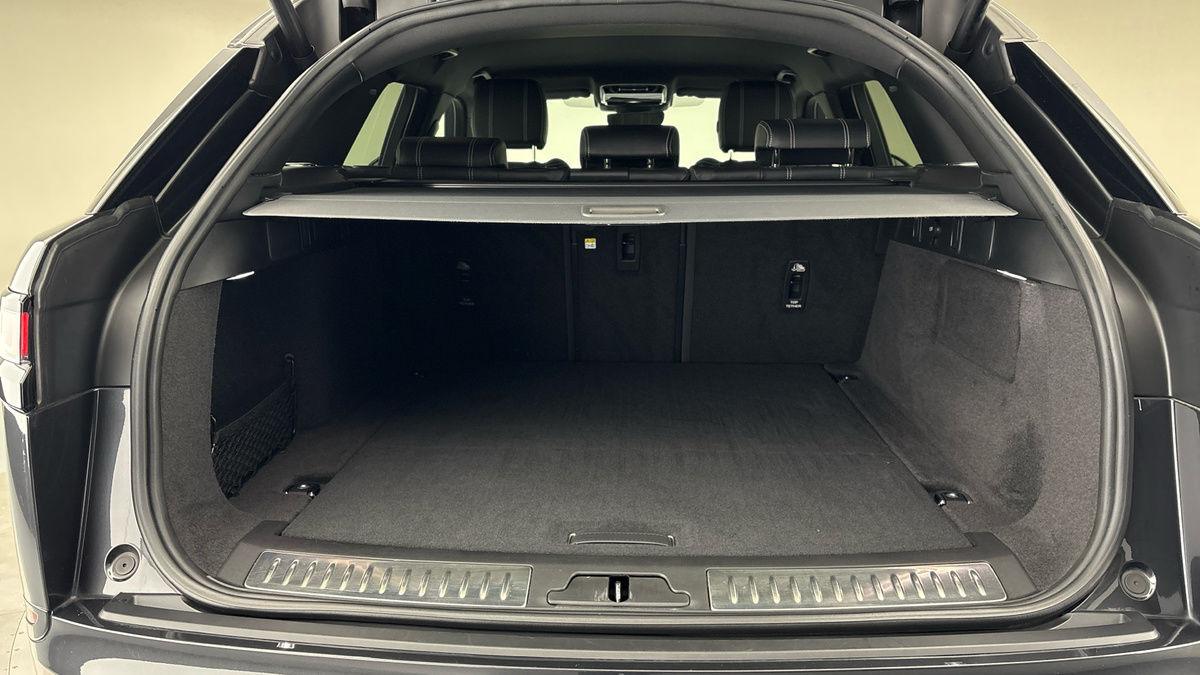 Land Rover Range Rover Velar Image 11