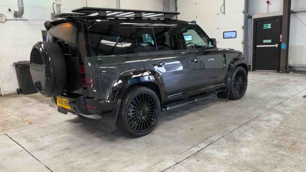 More views of Land Rover Defender 110
