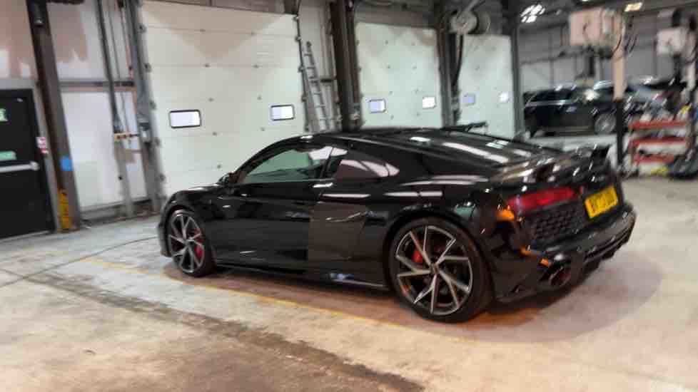 More views of Audi R8