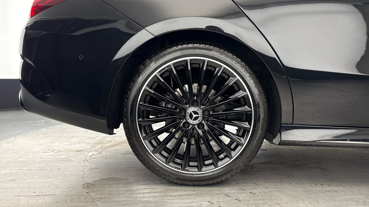 Mercedes-Benz CLA Image 10