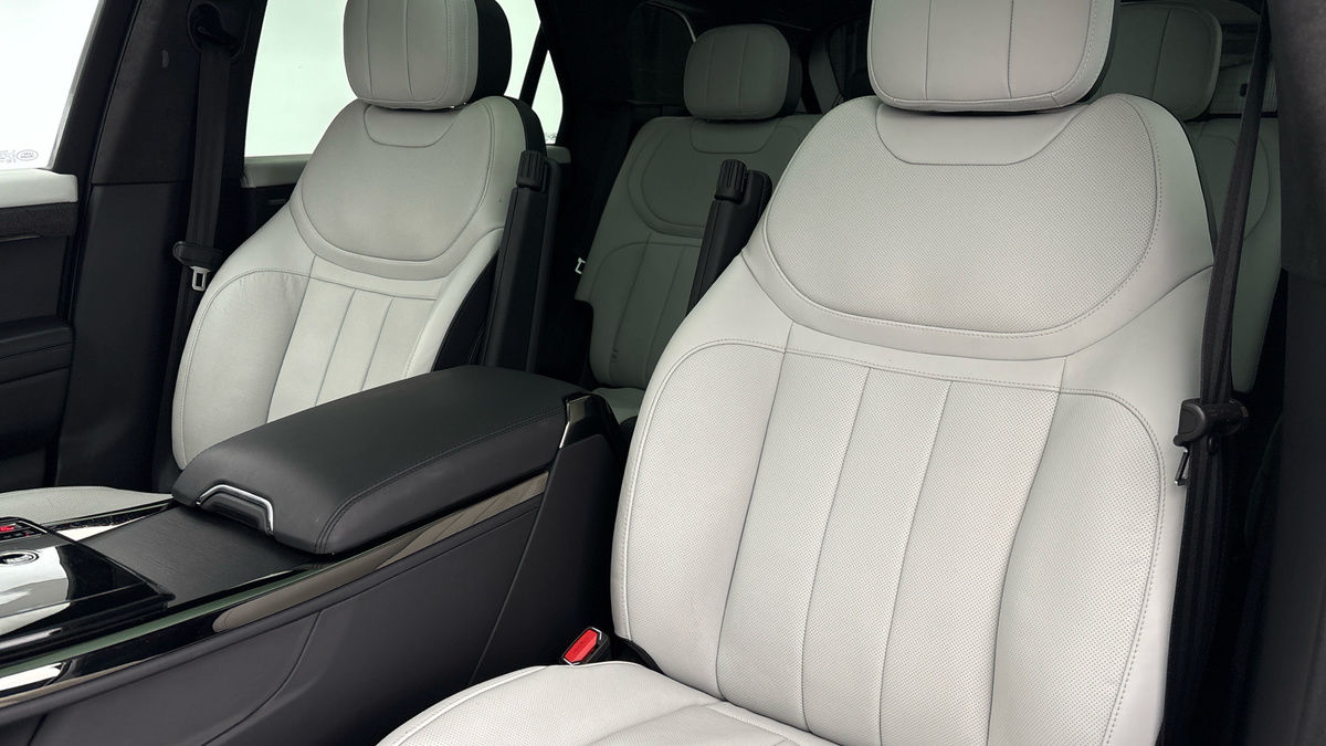 Land Rover Range Rover Sport Image 7