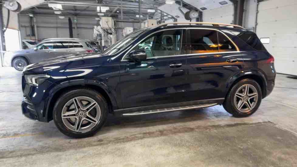 More views of Mercedes-Benz GLE