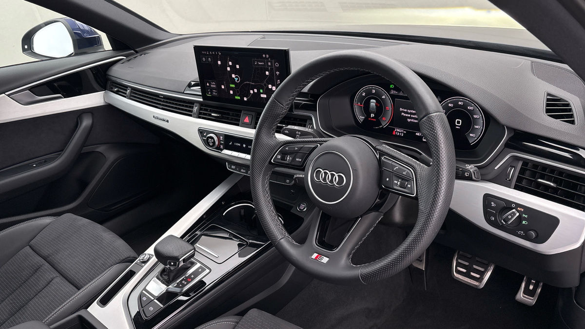 Audi A4 Avant Image 5