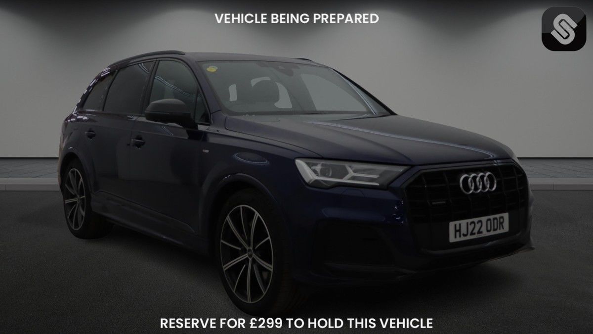 Audi Q7 Sticky Header Image