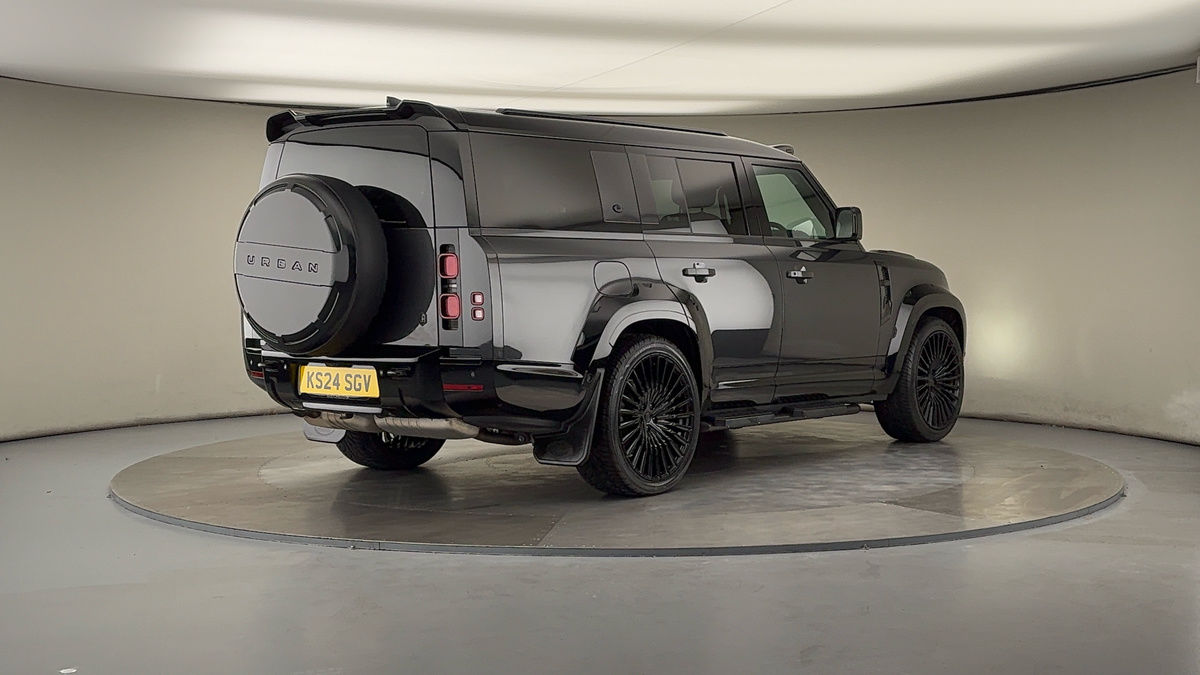 More views of Land Rover Defender 130