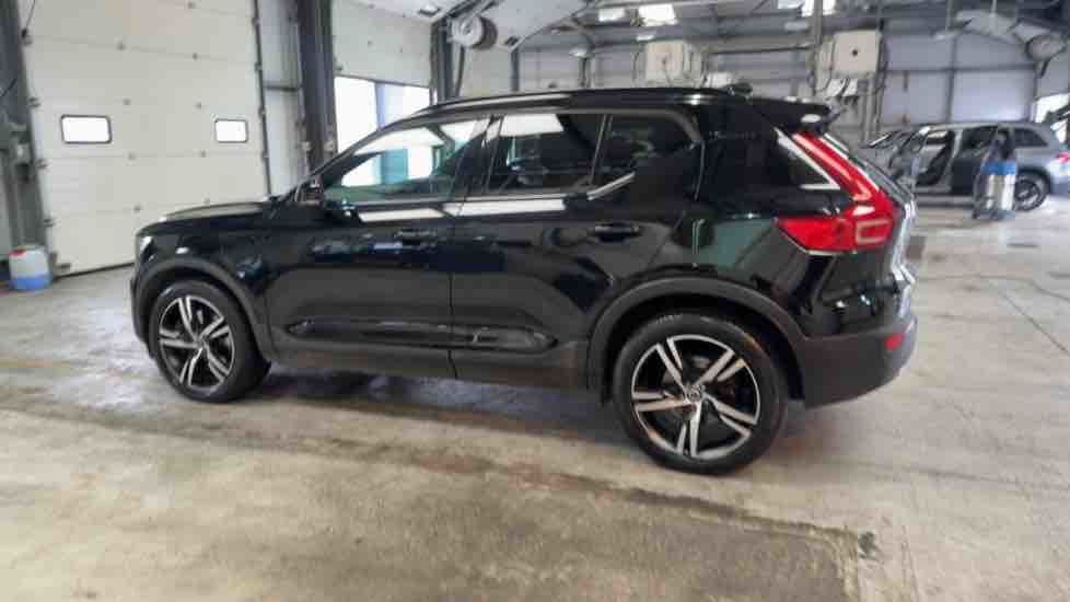 More views of Volvo XC40