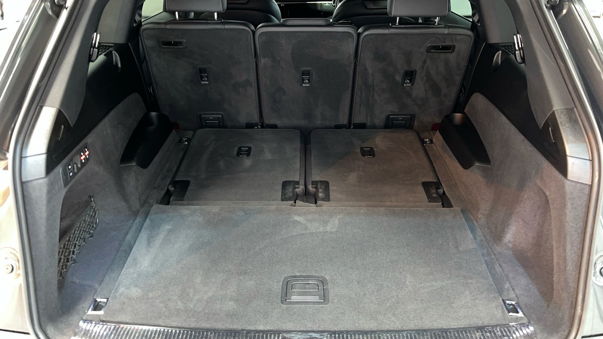 Audi Q7 Image 11