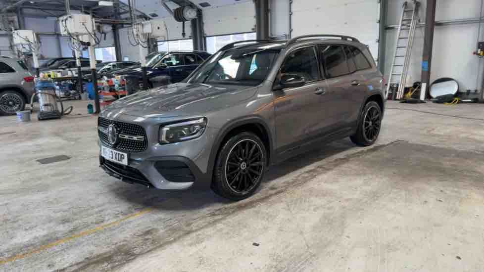 More views of Mercedes-Benz GLB