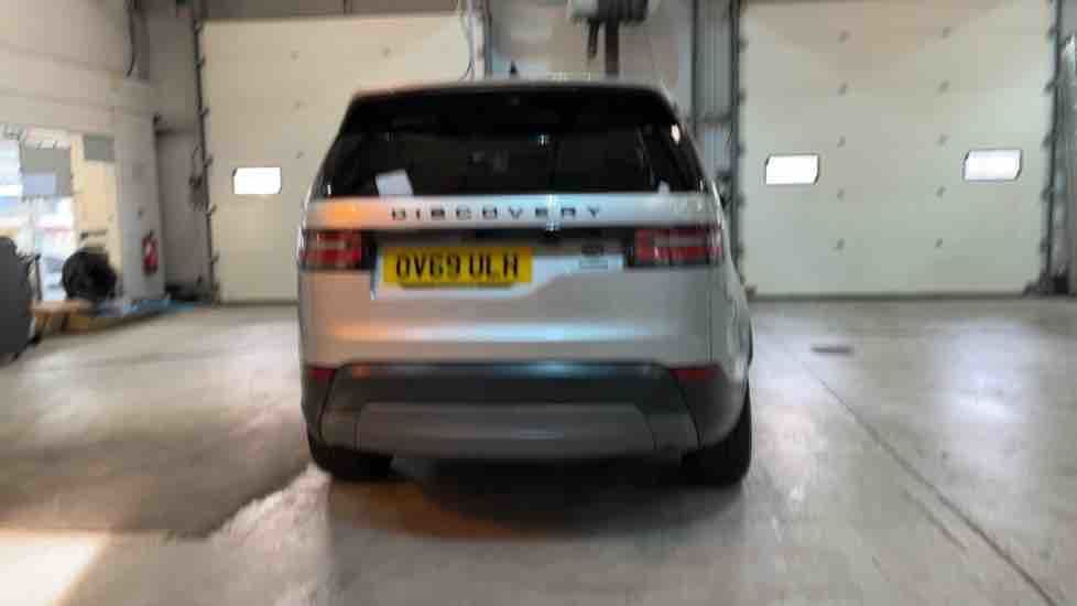 More views of Land Rover Discovery
