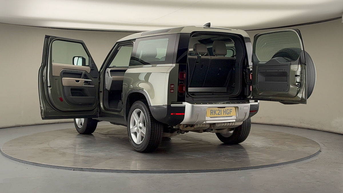 Land Rover Defender 90 Image 23