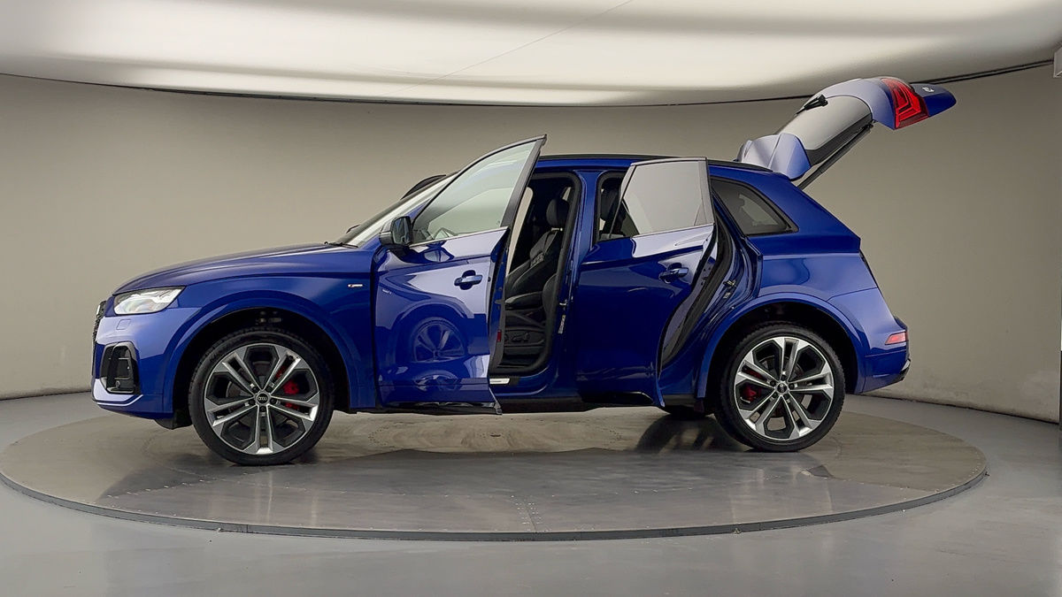 More views of Audi Q5