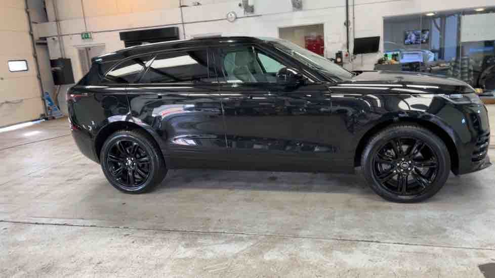 More views of Land Rover Range Rover Velar