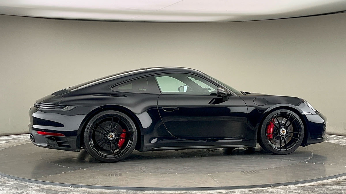 More views of Porsche 911