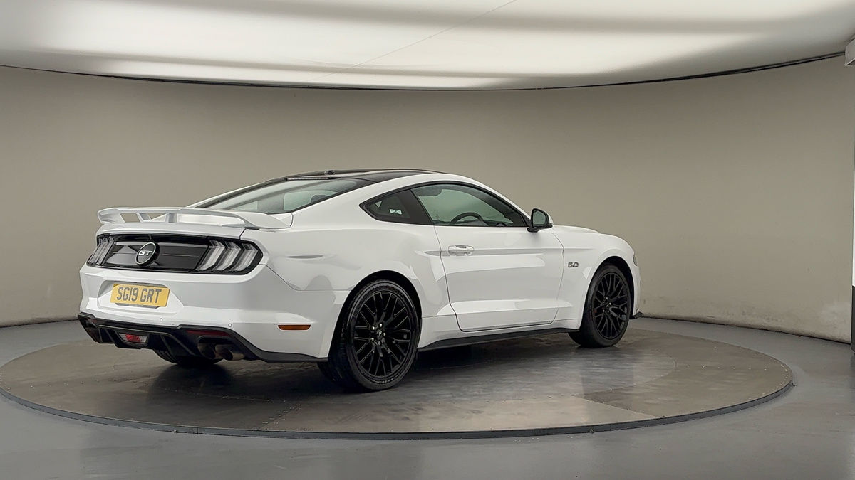 Ford Mustang Image 21