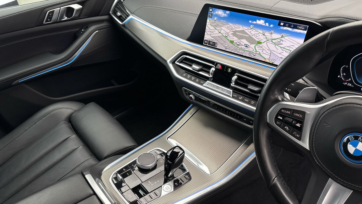 BMW X5 Image 18