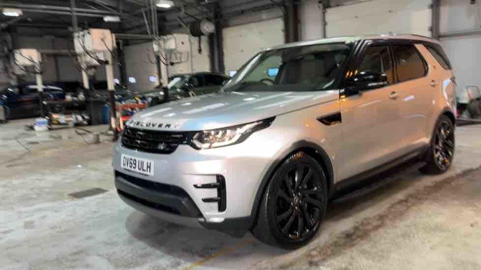 More views of Land Rover Discovery