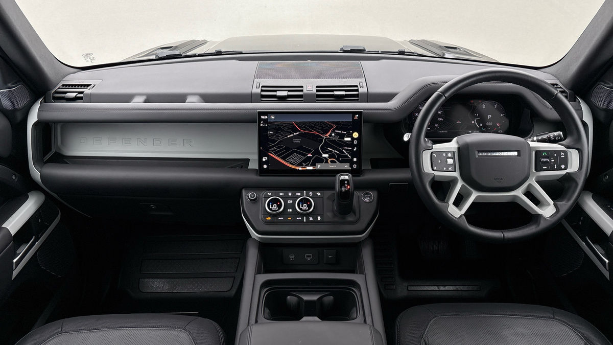 Land Rover Defender 90 Urban Image 12