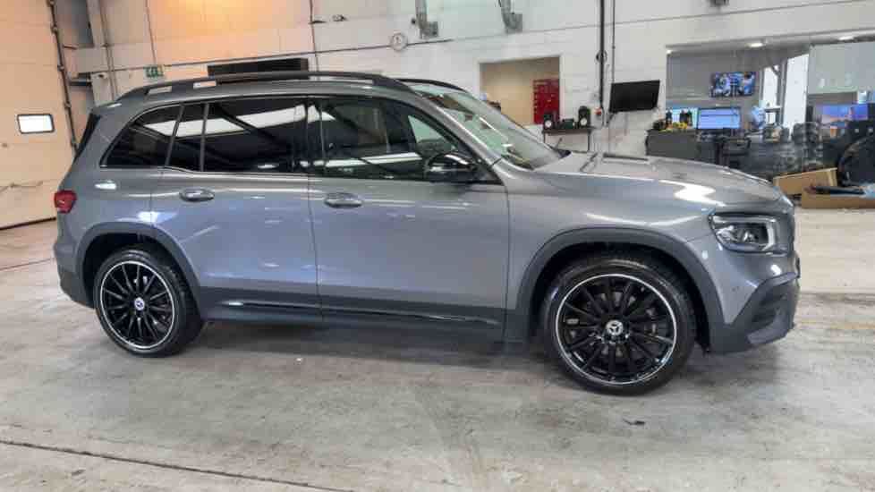 More views of Mercedes-Benz GLB