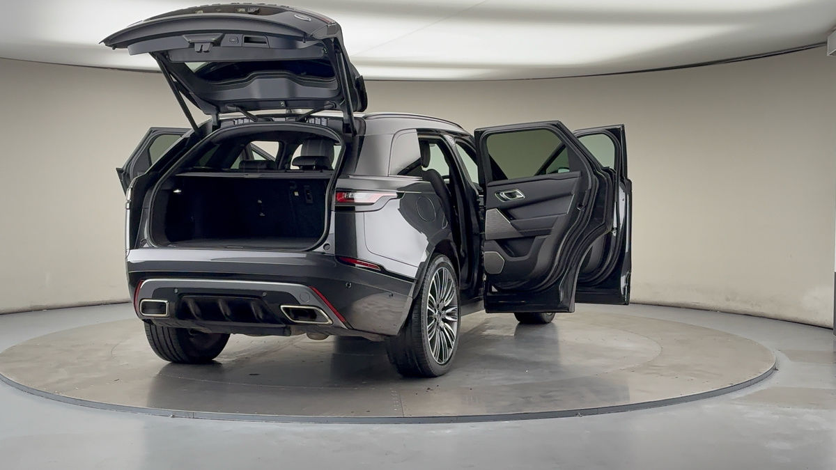 More views of Land Rover Range Rover Velar