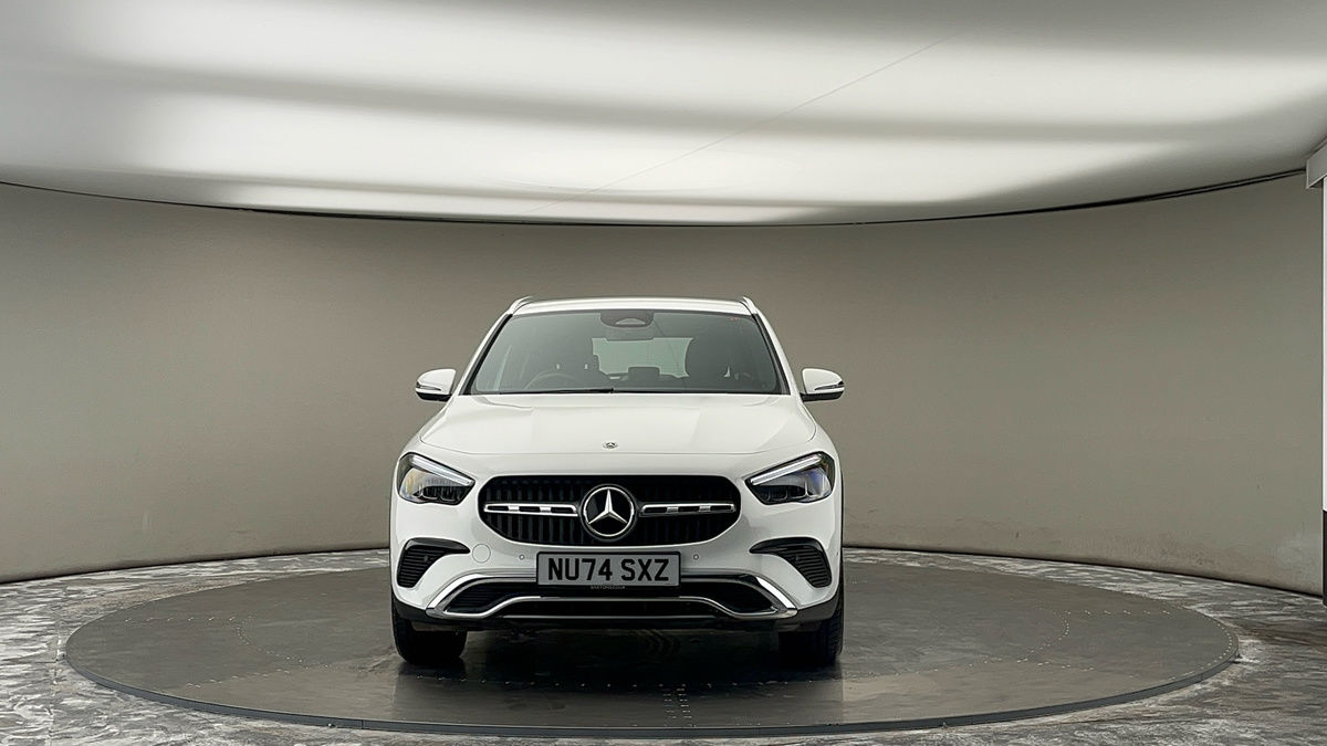 Mercedes-Benz GLA Image 3