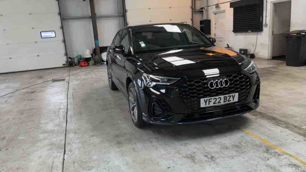 More views of Audi Q3