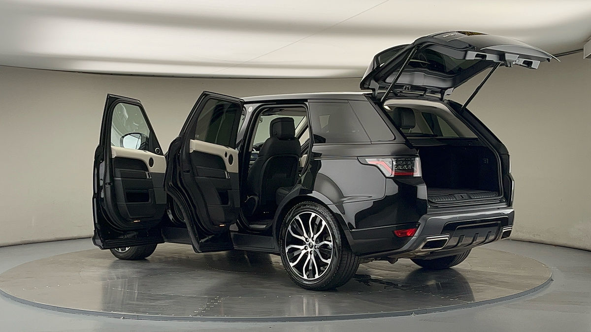 More views of Land Rover Range Rover Sport