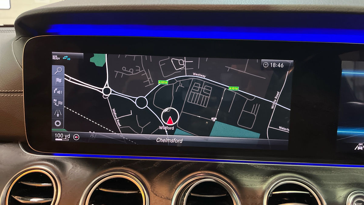 Mercedes-Benz E Class Image 17