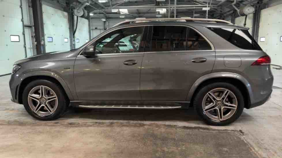 More views of Mercedes-Benz GLE