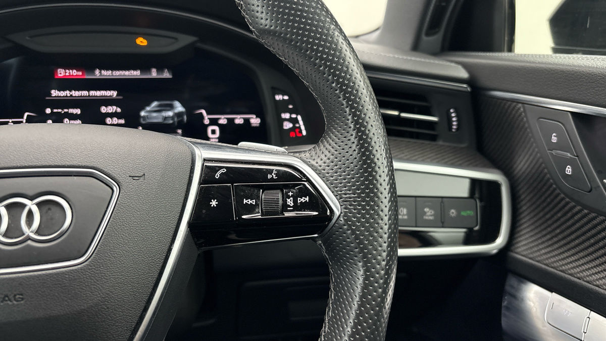 Audi A6 Saloon Image 14