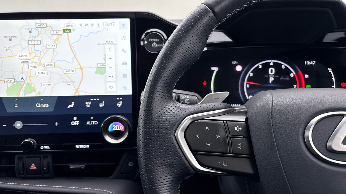 Lexus NX Image 13