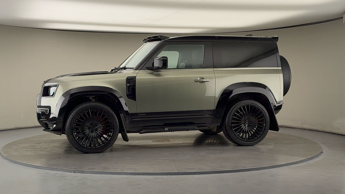 More views of Land Rover Defender 90