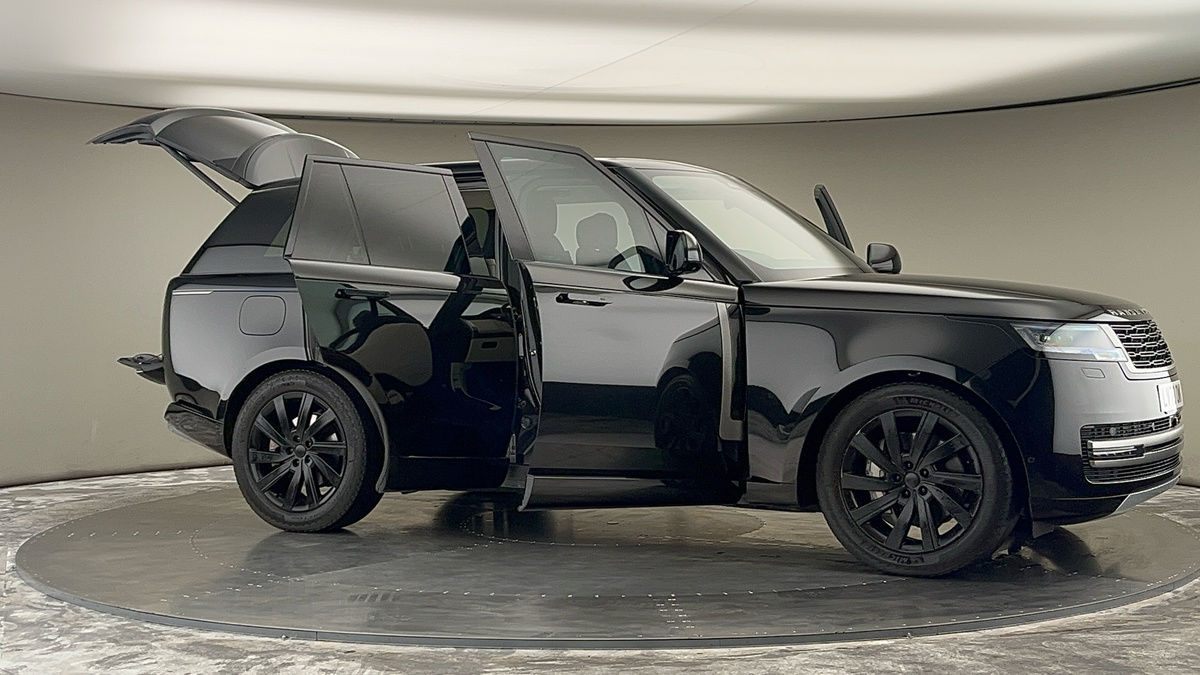 More views of Land Rover Range Rover