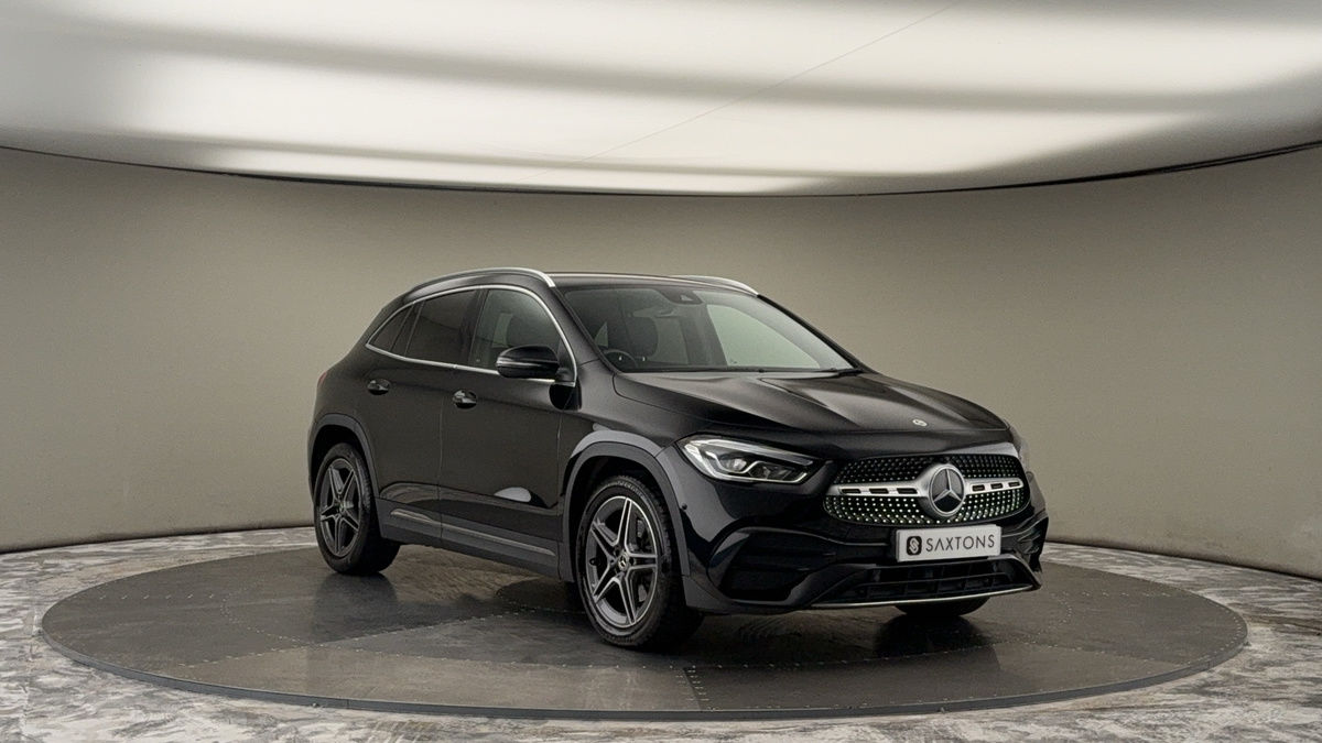 More views of Mercedes-Benz GLA